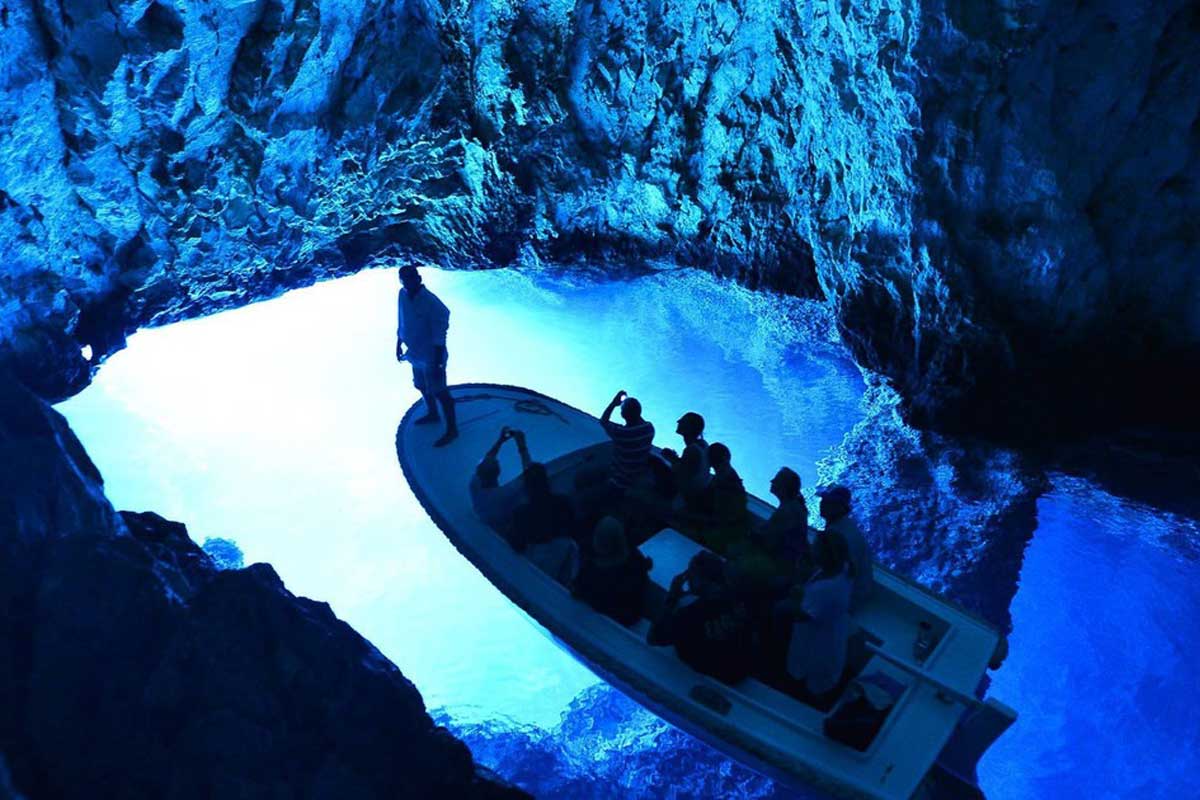 Blue Cave & 5 Islands